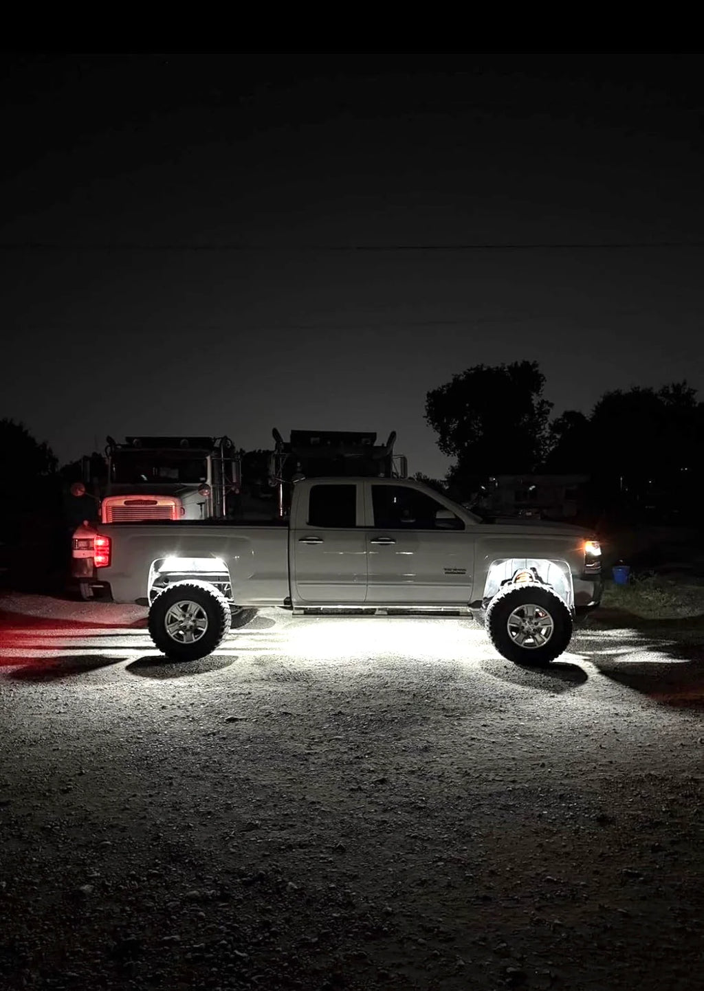 Wide angle high intensity 24 LED rocklights